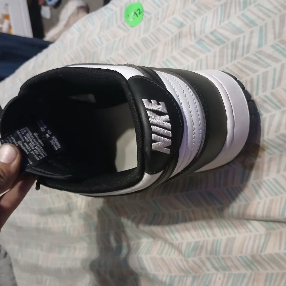 Nike Panda Dunk Lows Men's Black and White Sneakers Size 13M - Picture 9 of 14